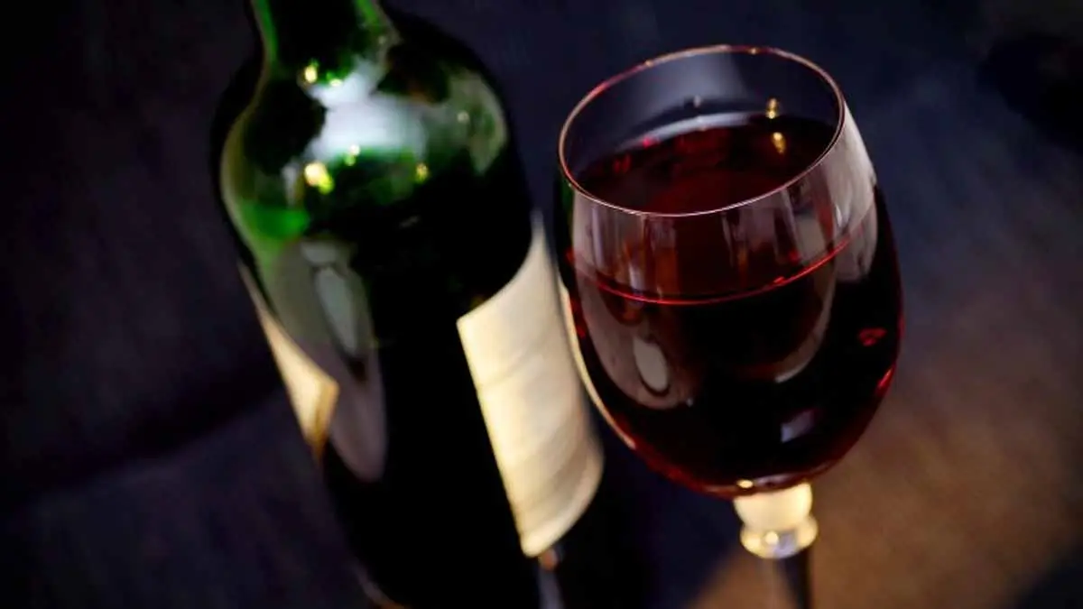Vino tinto mexicano triunfa en la cuna de la champán