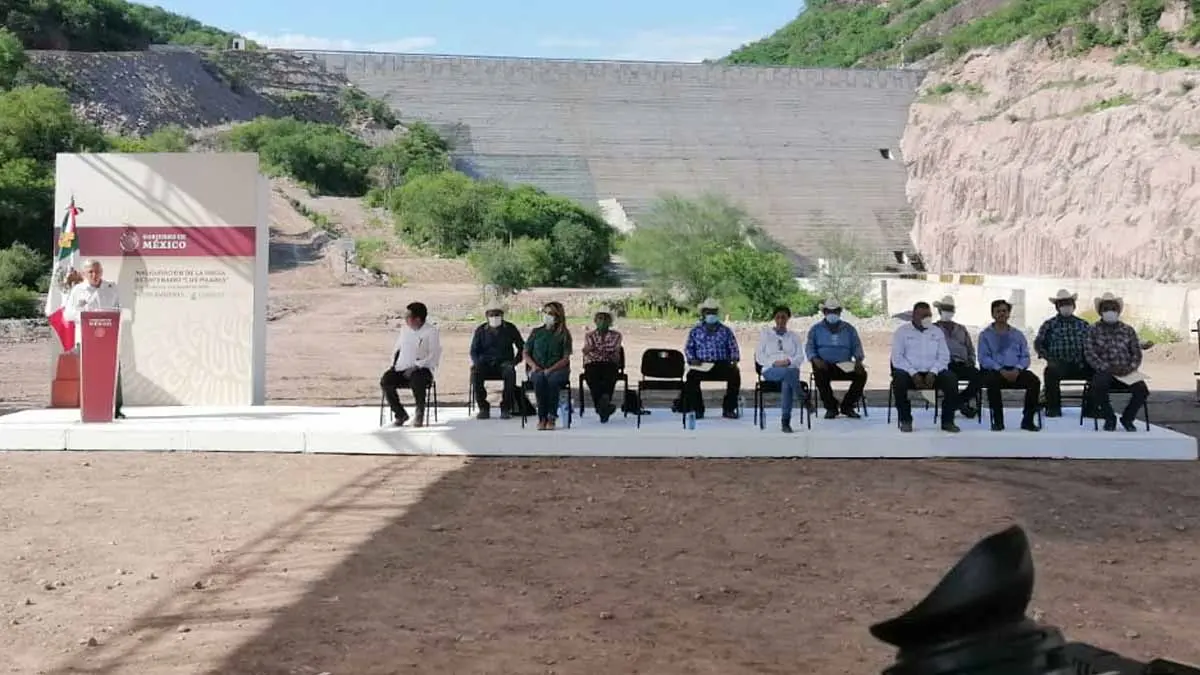 AMLO ya está en Álamos
