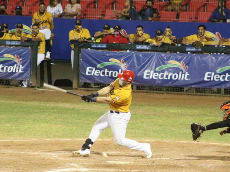 Falla relevo de Mayos y cae 9-8 Falla relevo de Mayos y cae 9-8