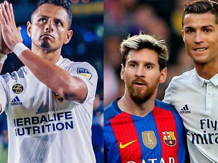 Compañeros de Chicharito dicen se cree más que Messi y CR7 juntos Compañeros de Chicharito dicen se cree más que Messi y CR7 juntos