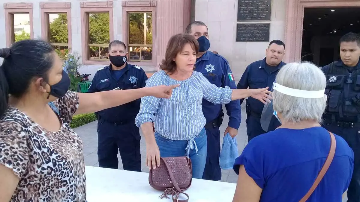 Recaban firmas para destituir al munícipe de Cajeme