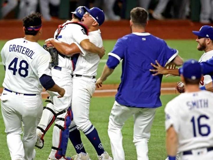 Dodgers de Los Ángeles se alza con la Serie Mundial Dodgers de Los Ángeles se alza con la Serie Mundial