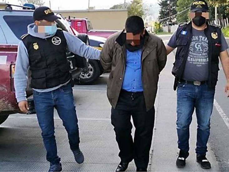 Pastor abusa sexualmente de su hijastra de 3 años y ella muere Pastor abusa sexualmente de su hijastra de 3 años y ella muere