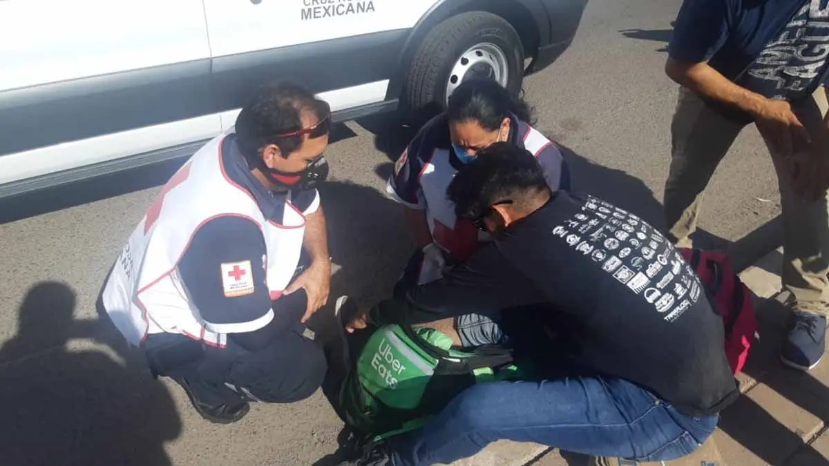 Choca moto contra carro