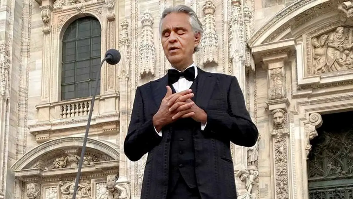 Andrea Bocelli se disculpa por sus comentarios sobre el coronavirus