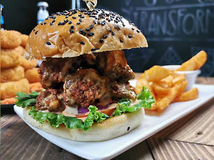 Restaurantes y bares se unen en campaóa de consumo local Restaurantes y bares se unen en campaóa de consumo local