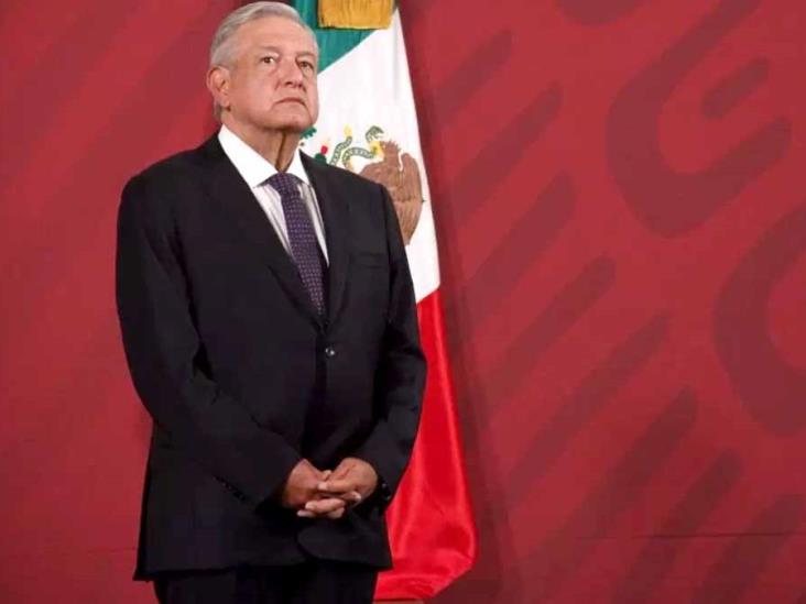 AMLO decreta recortar aguinaldo a todos los servidores póblicos AMLO decreta recortar aguinaldo a todos los servidores póblicos