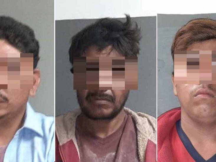 Detienen a 3 por agredir a policías en Poblado Miguel Alemán Detienen a 3 por agredir a policías en Poblado Miguel Alemán