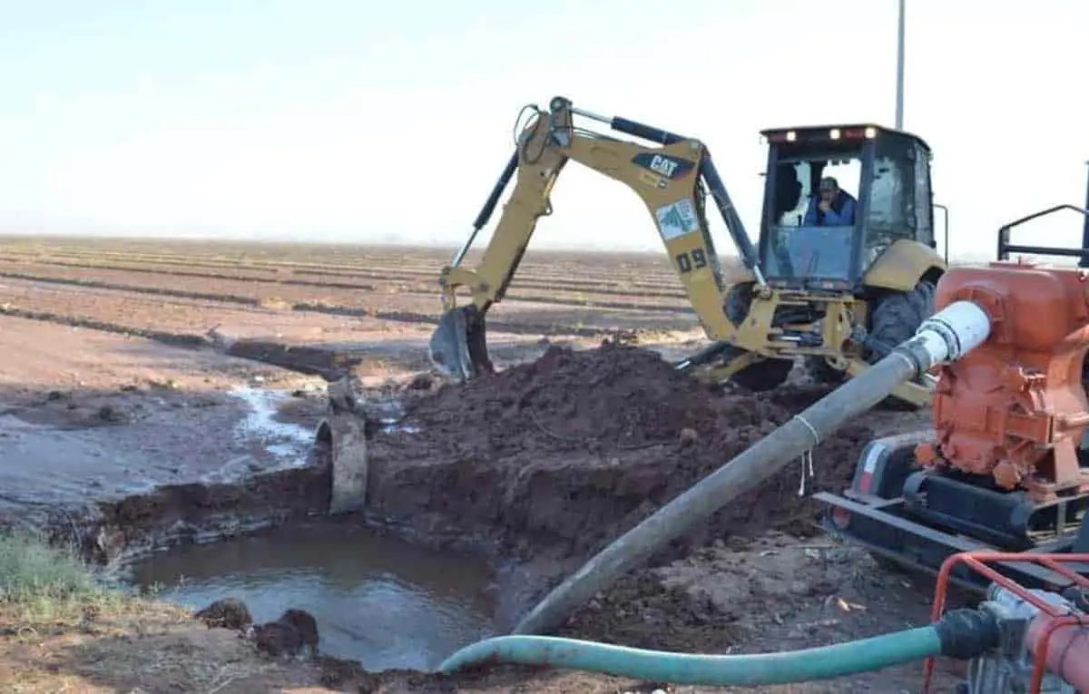 Siguen sin agua tres colonias de Ciudad Obregón