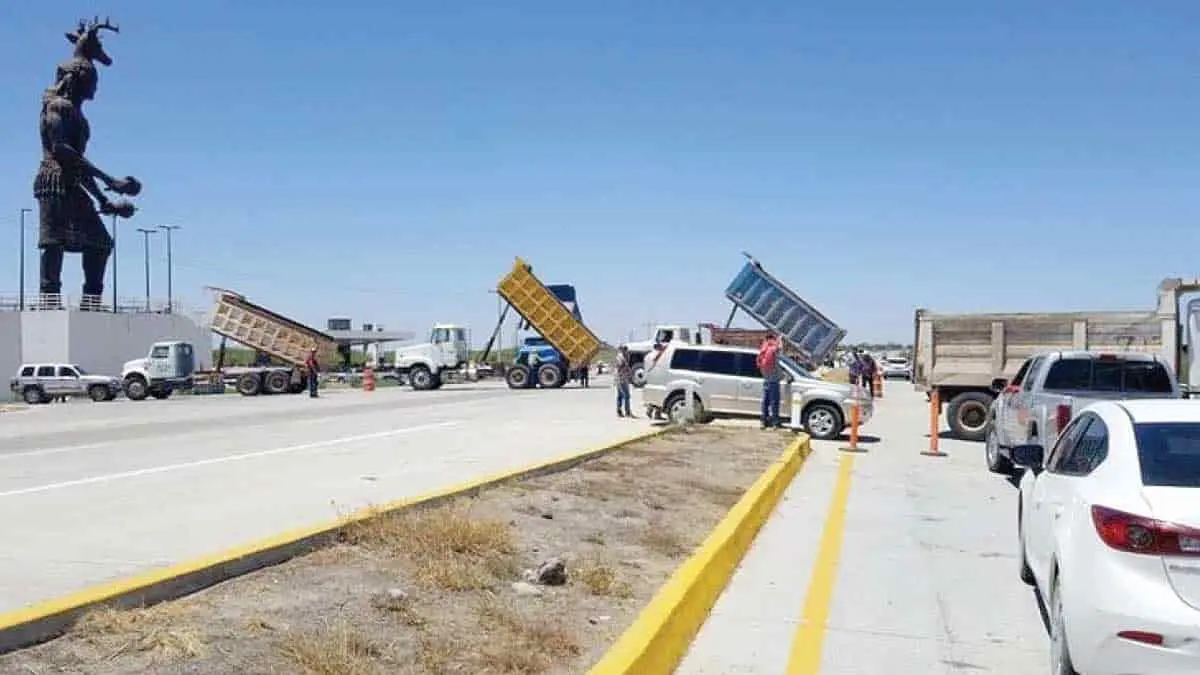 Liberan casetas en Sinaloa, sigue Sonora