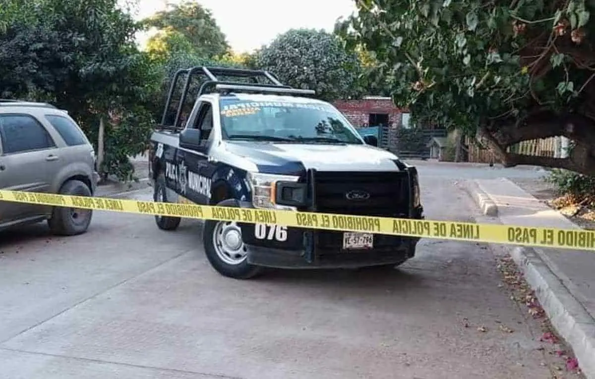 Tirotean casa en Cócorit