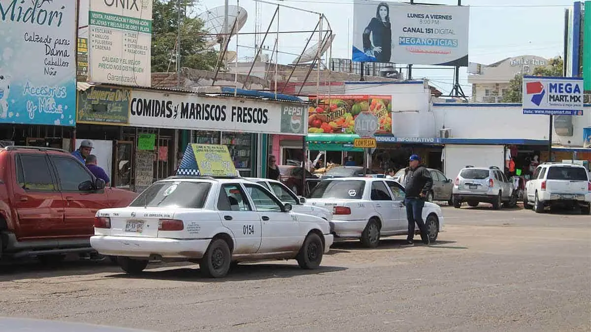 Ciudadanos prefieren ir al Centro en taxi