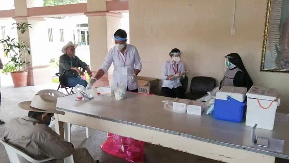 Han muerto 11 abuelitos por Covid en asilos