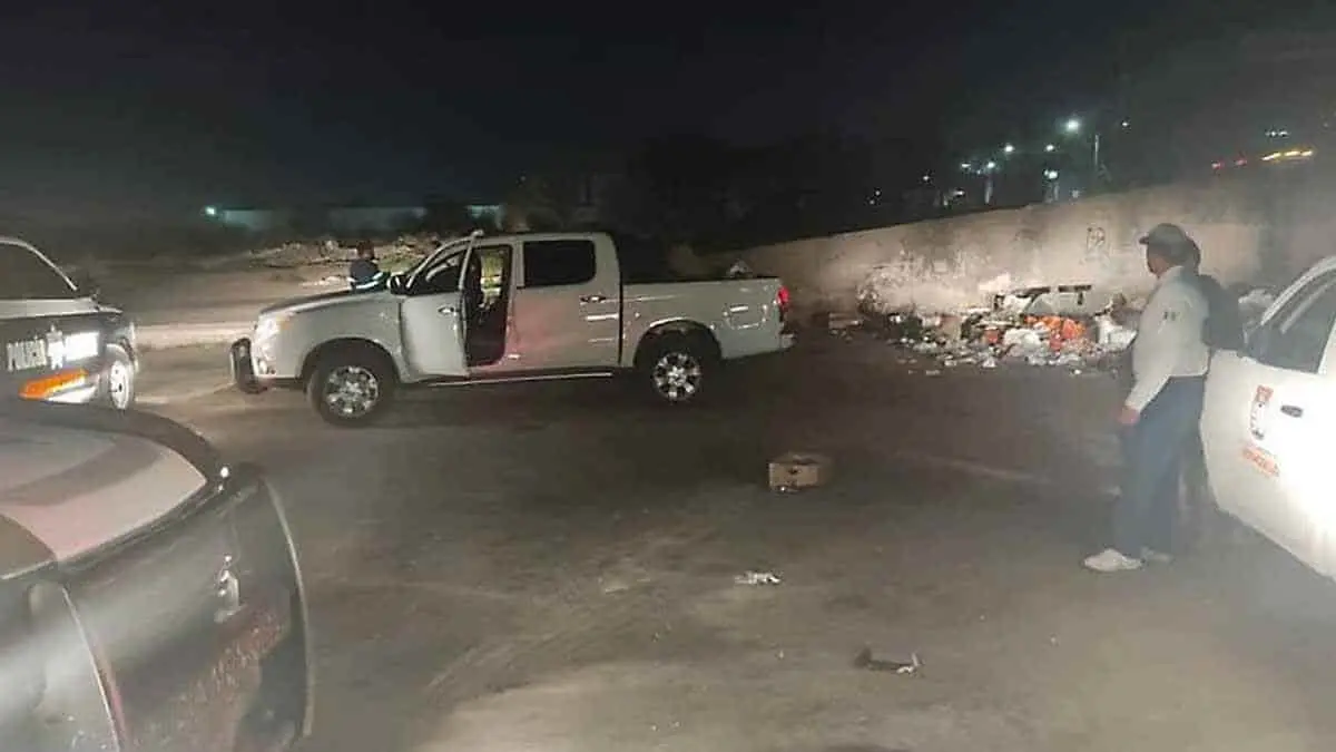 Los sorprenden tirando escombro y los multan