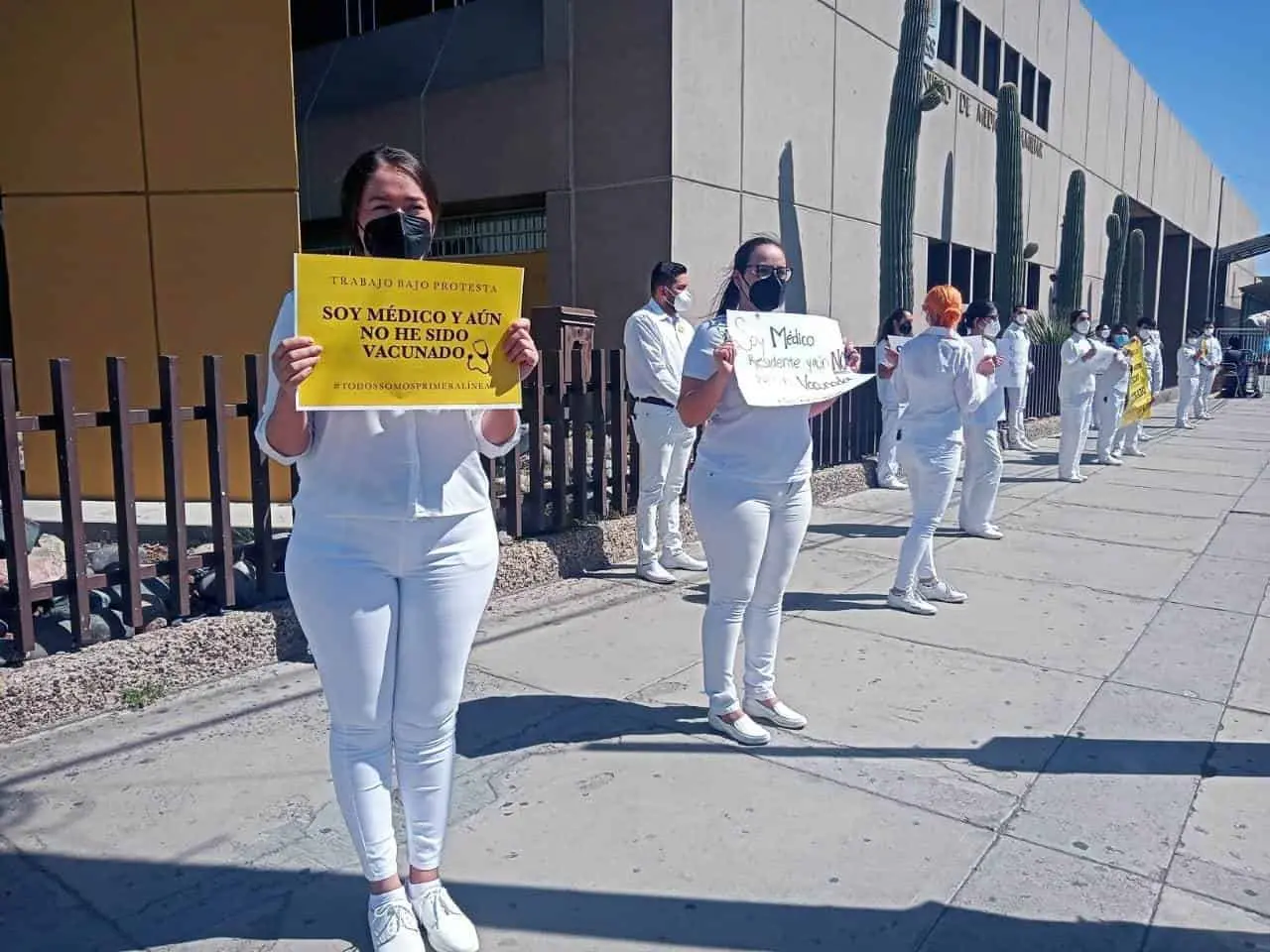 Piden médicos de Hermosillo, vacuna contra el COVID-19