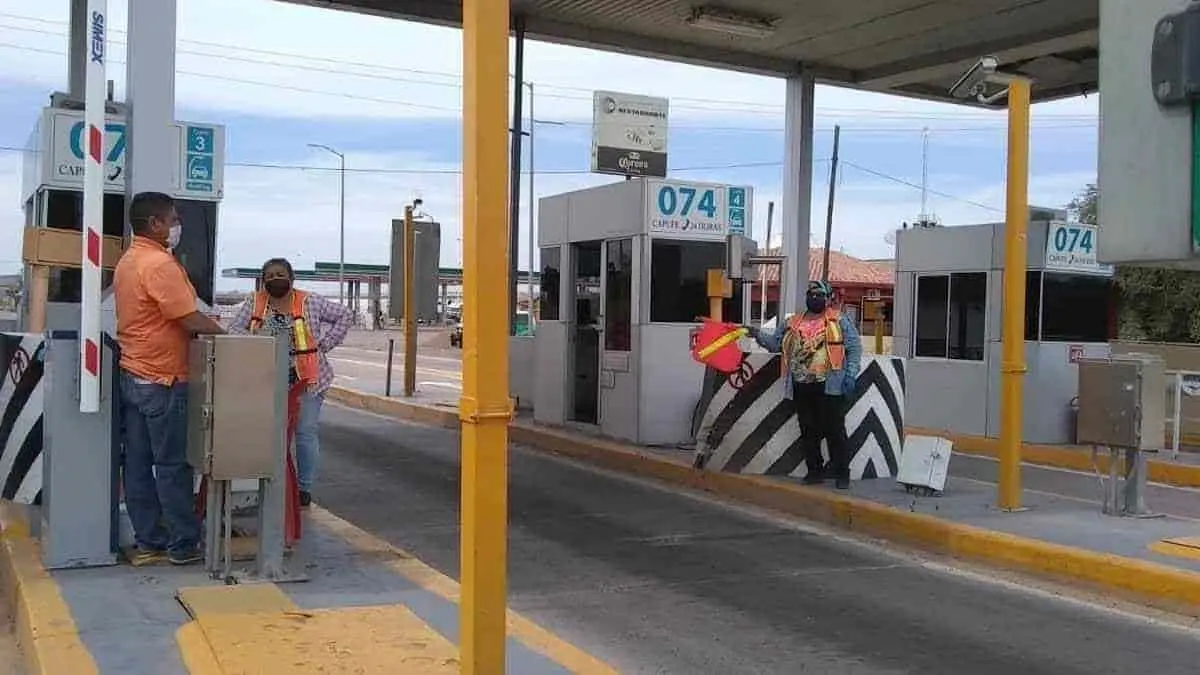 Llega FGR con órdenes de detención en casetas
