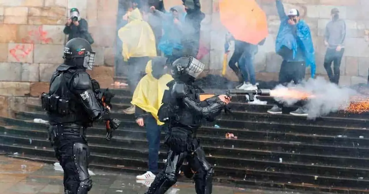 Varios muertos tras protestas en Colombia