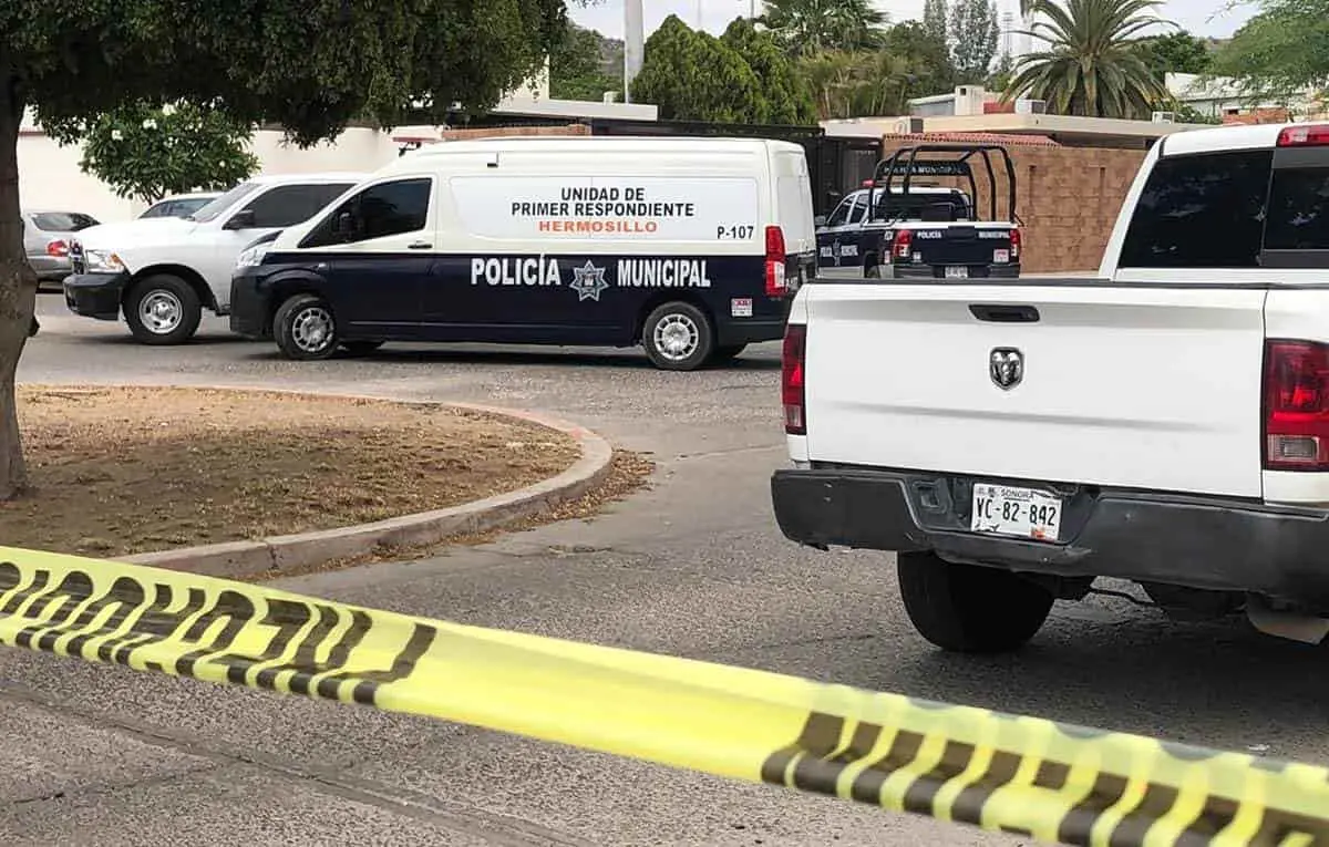 Persecución desata balacera y deja un muerto