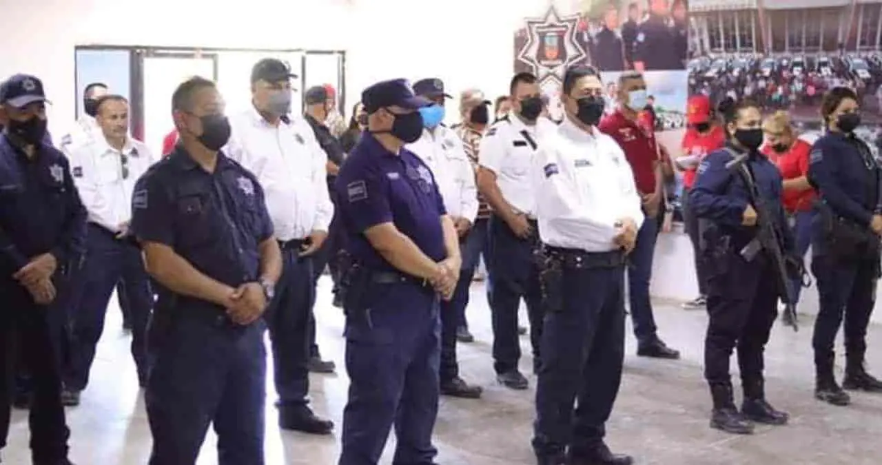 Policías piden justicia laboral