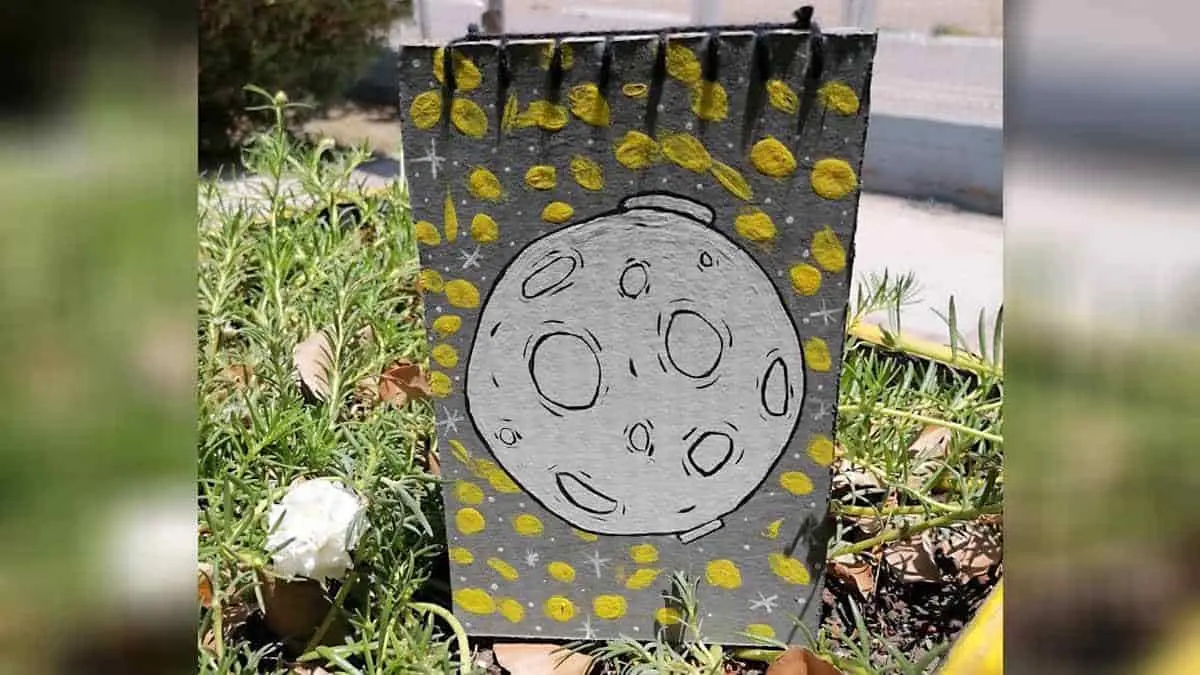 Niños buscan recaudar fondos con venta de libretas ecológicas