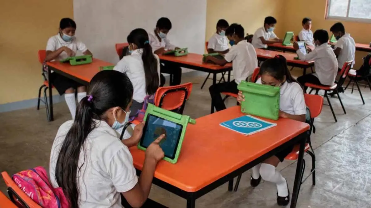 Avalan calendario escolar ajustado
