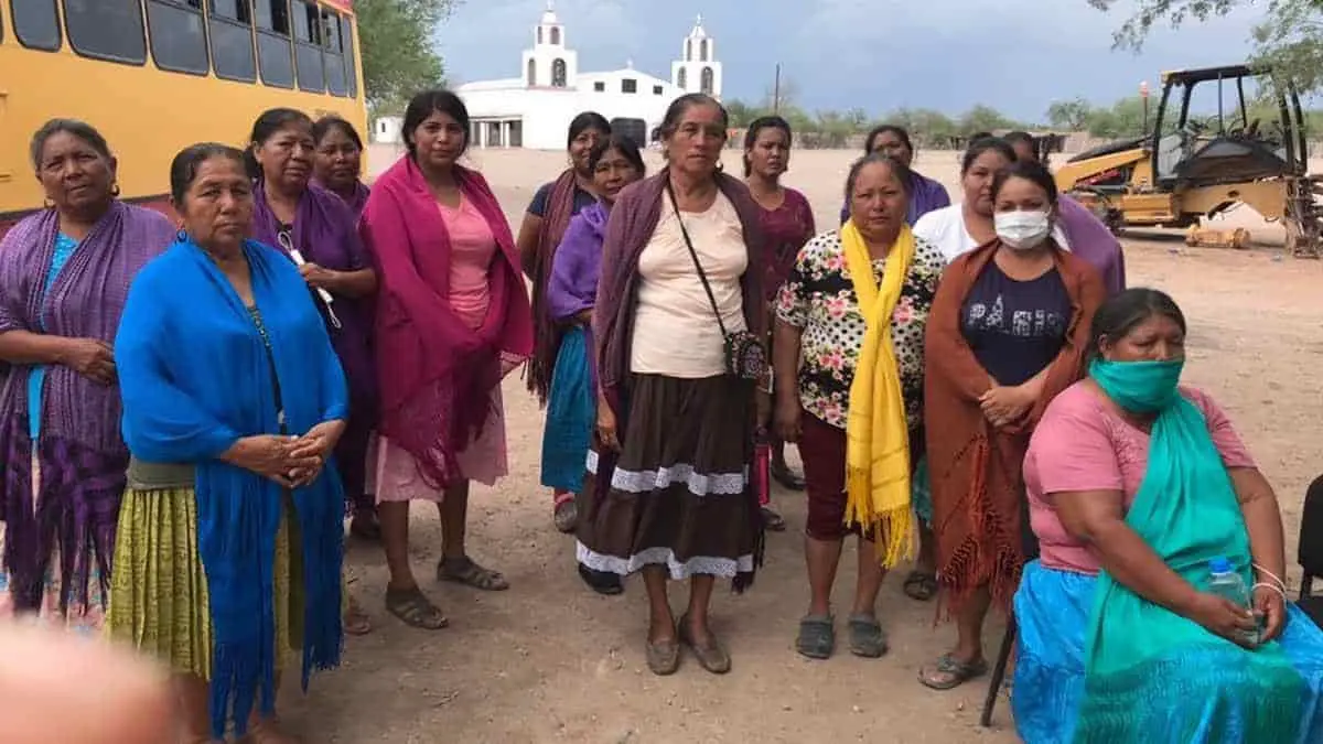 Anhelan encontrar con vida a sus familiares