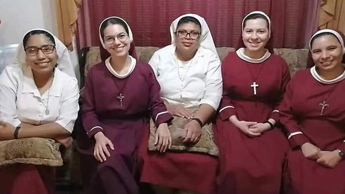 “Monjitas Coloraditas” dan positivo a covid