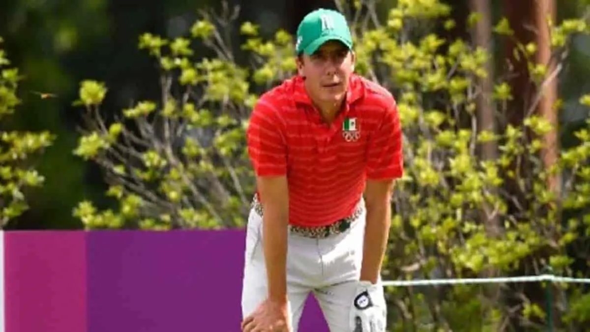 Carlos Ortiz se mantiene en pelea por las medallas