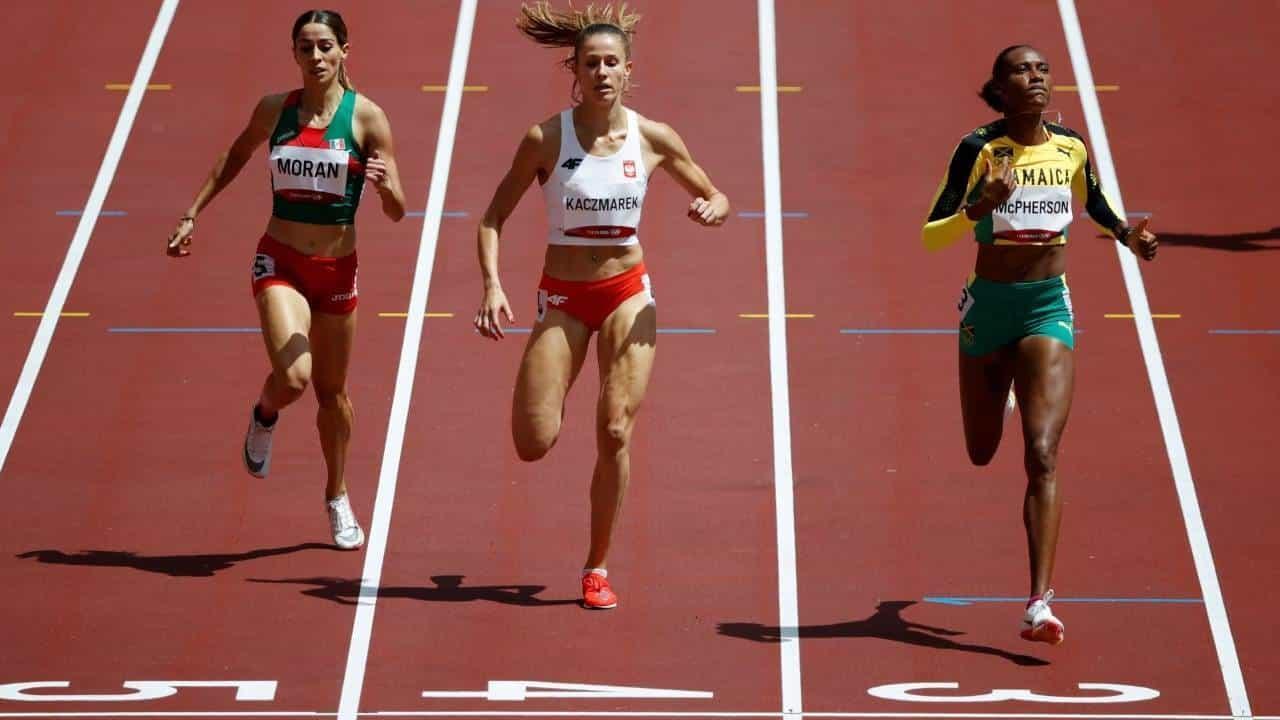 Paola Morán se mete a la semifinal de 400 metros