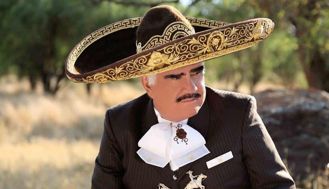 Vicente Fernández  se encuentra grave