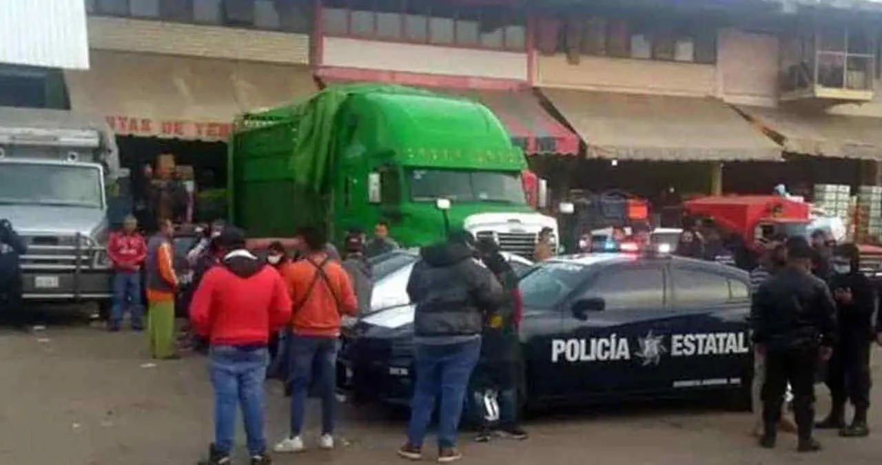 Localizan 4 cuerpos en Central de Abastos