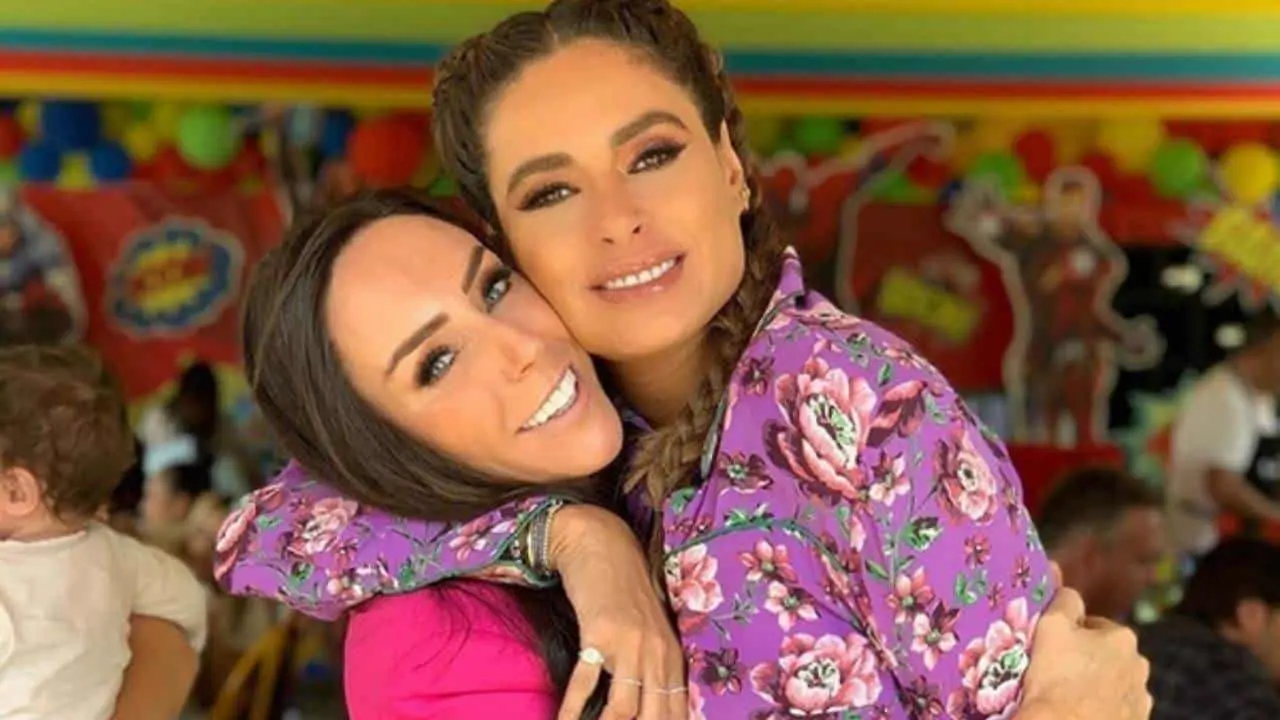 Inés Gómez Mont regala costoso bolso de 4 mdp a Galilea Montijo