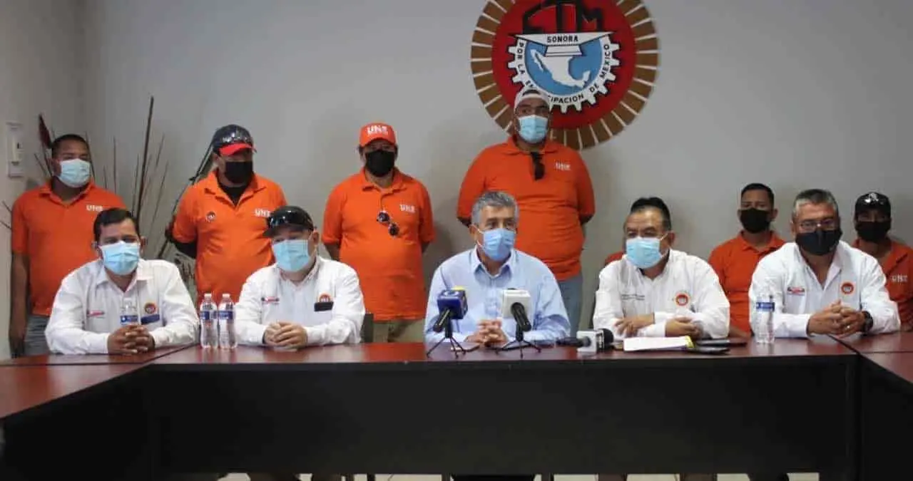Detienen huelga