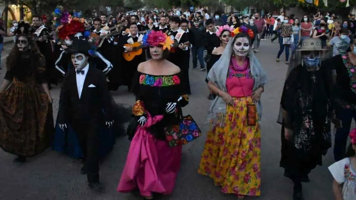 Cumple las expectativas Festival de Día de Muertos