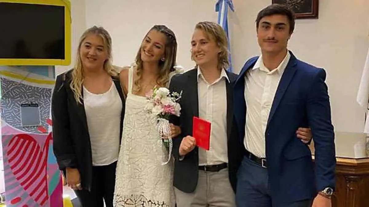 Era testigo en la boda de su amigo y termina casado con la novia