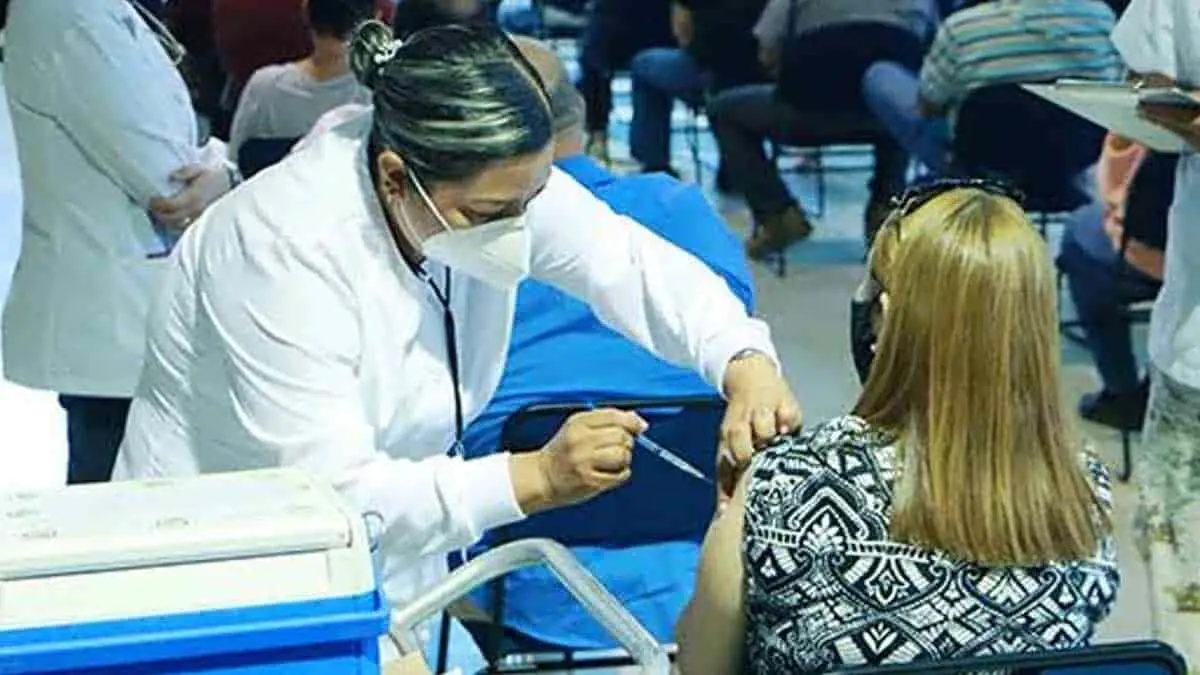 Próximamente vacunas para las personas de 50 a 59 años