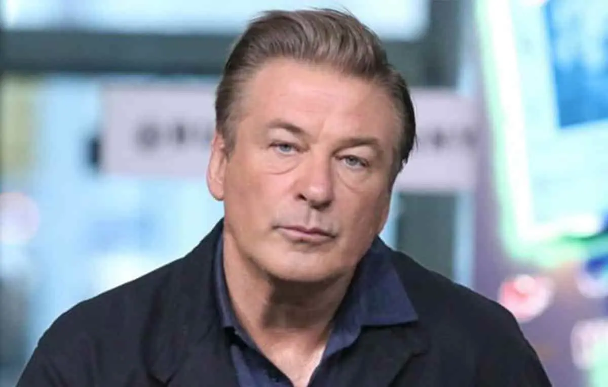 Alec Baldwin pide desechar demanda por tiroteo en set de Rust
