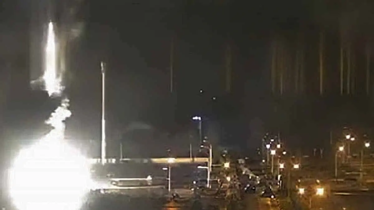 VIDEO: Se incendia planta nuclear en Ucrania tras enfrentamiento