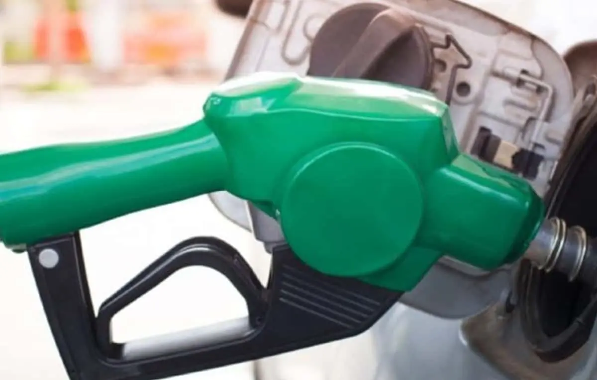Hacienda desde este día quita impuesto a gasolina Magna