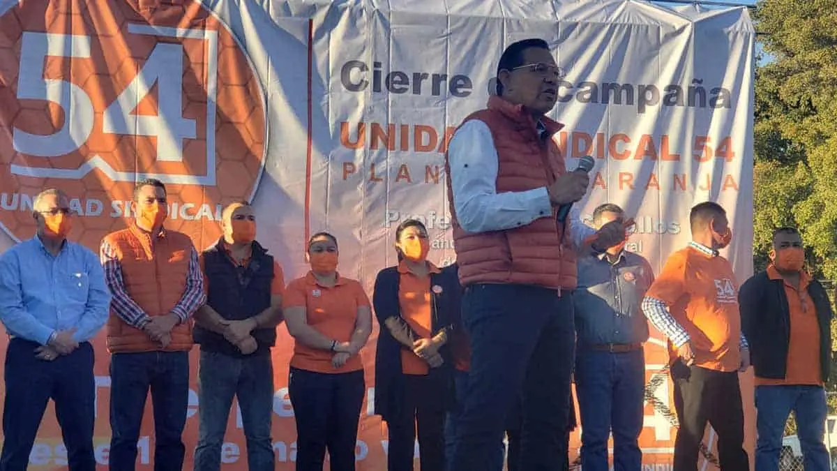Javier Ceballos dirige SNTE 54