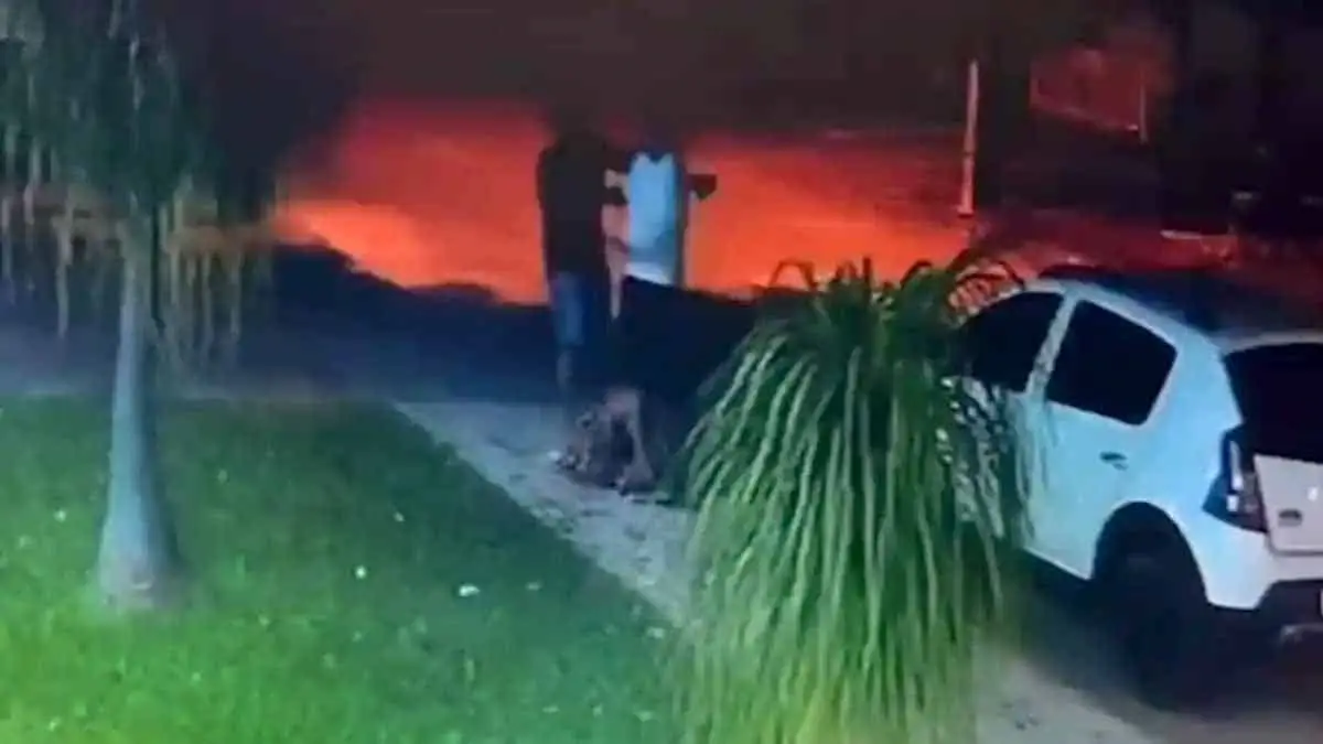 VIDEO: De buena samaritana a tener sexo con un vagabundo