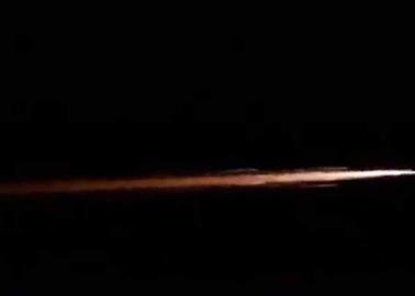 VIDEO. Cae cohete ruso en Chihuahua; lo confunden con meteorito