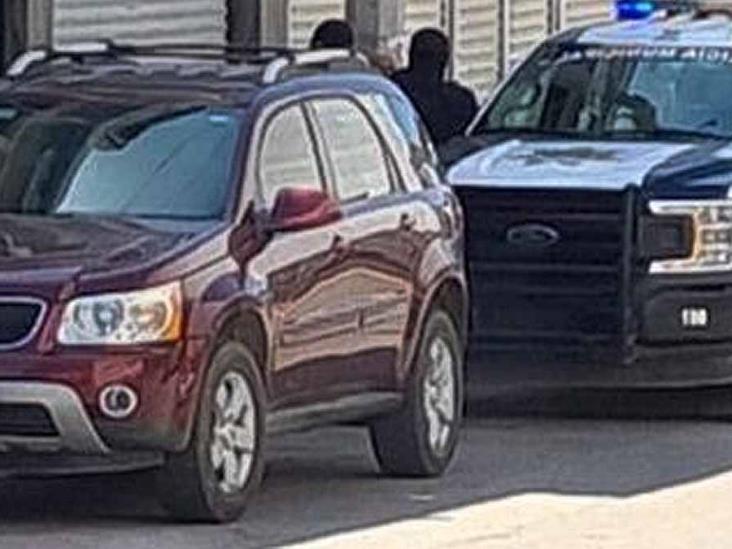 Hallan auto de mujer desaparecida Hallan auto de mujer desaparecida