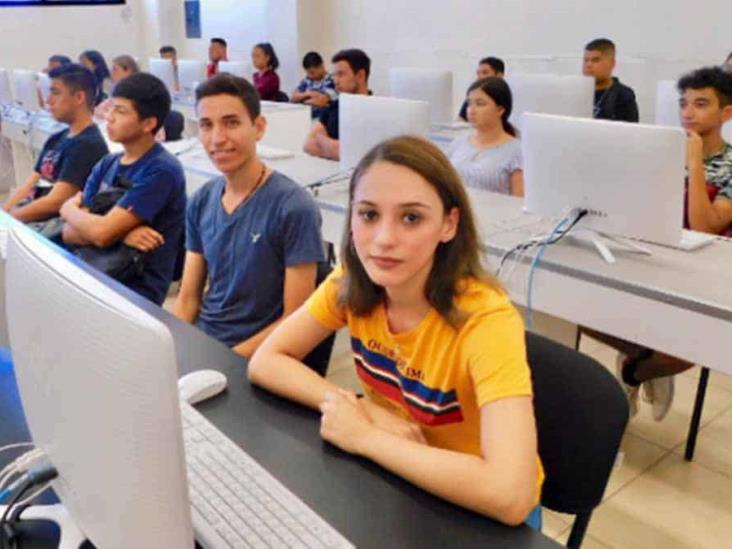 Amplían admisión en la UES Amplían admisión en la UES