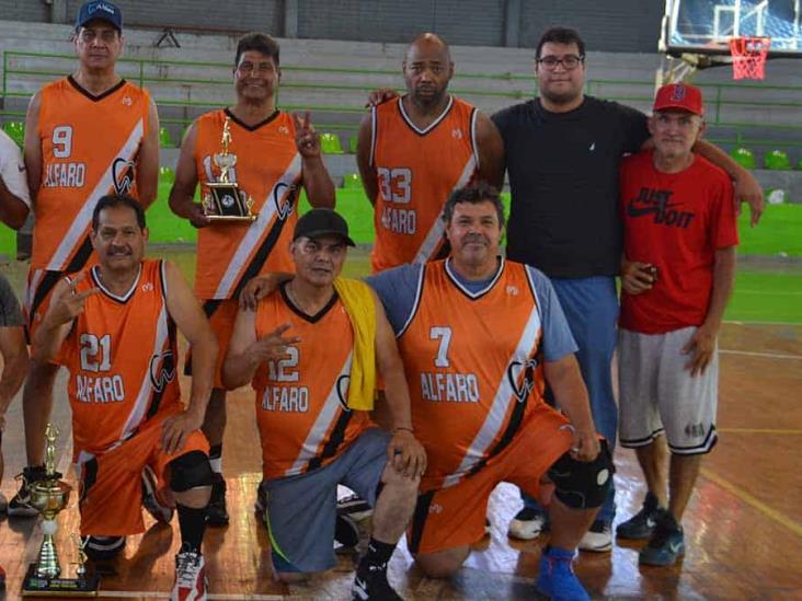 ¡Bicampeones! ¡Bicampeones!
