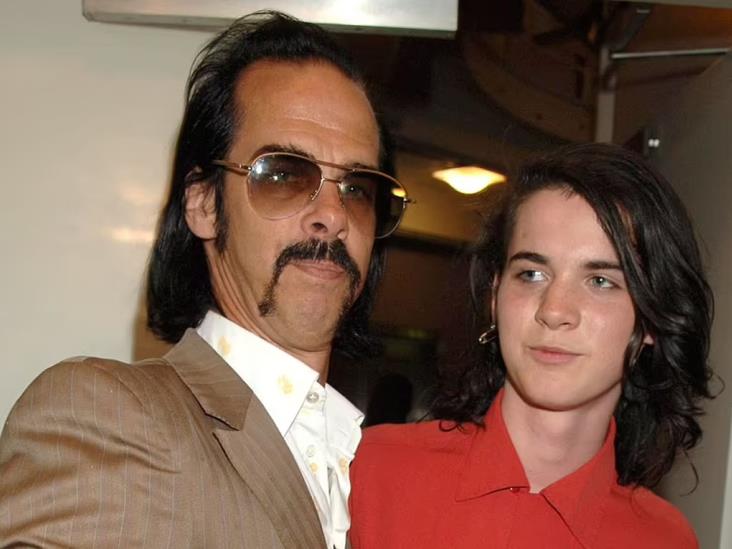 Muere Jethro Lazenby, hijo del cantante Nick Cave, a los 31 años Muere Jethro Lazenby, hijo del cantante Nick Cave, a los 31 años