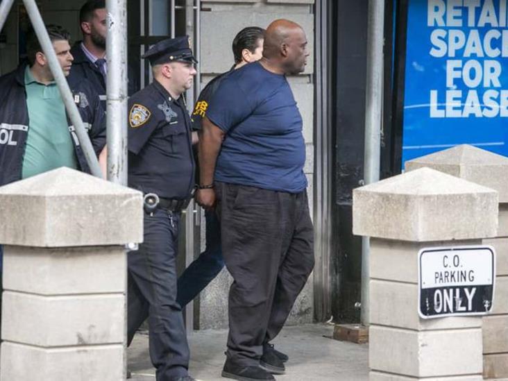 Acusan de terrorismo a sospechoso de tiroteo en metro de NY Acusan de terrorismo a sospechoso de tiroteo en metro de NY