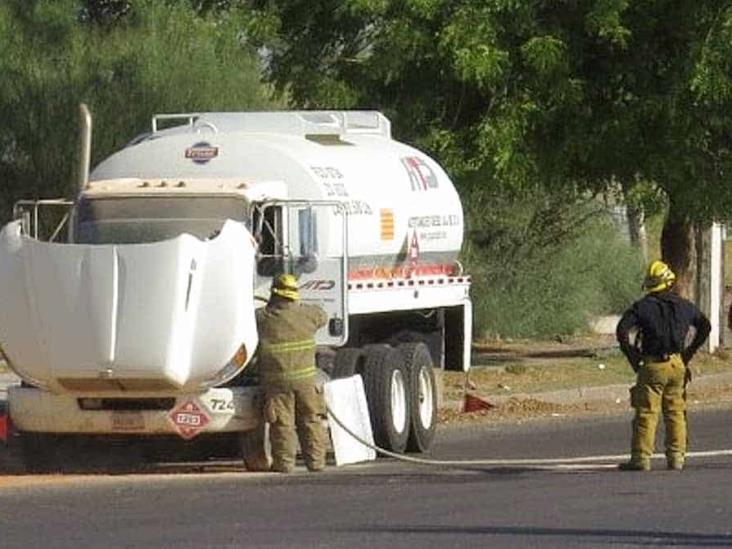 Se incendia pipa de combustible al sur de Ciudad Obregón Se incendia pipa de combustible al sur de Ciudad Obregón