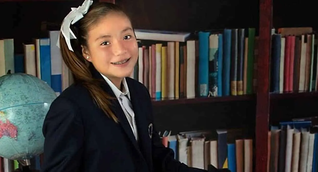 Ella es Michelle, tiene 10 años y está por cursar la universidad