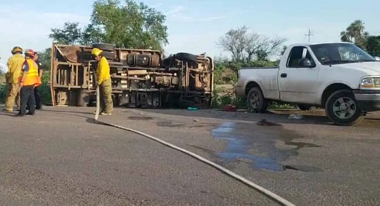 Dos lesionados en accidente en la 300